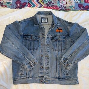 Vintage 80’s Lee Blue Denim Jacket with Embroidered Patch